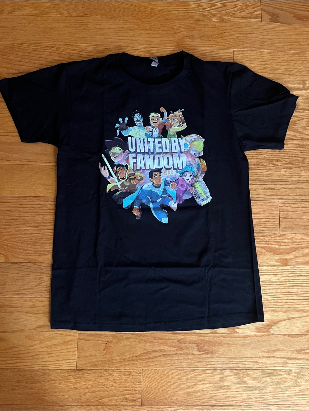 United By Fandom Graphic Tee - Black size M NWOT